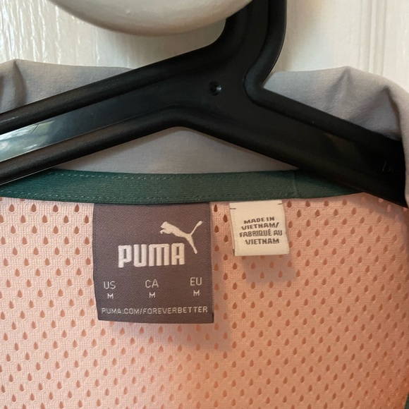 Puma women’s jacket - Picture 3 of 3